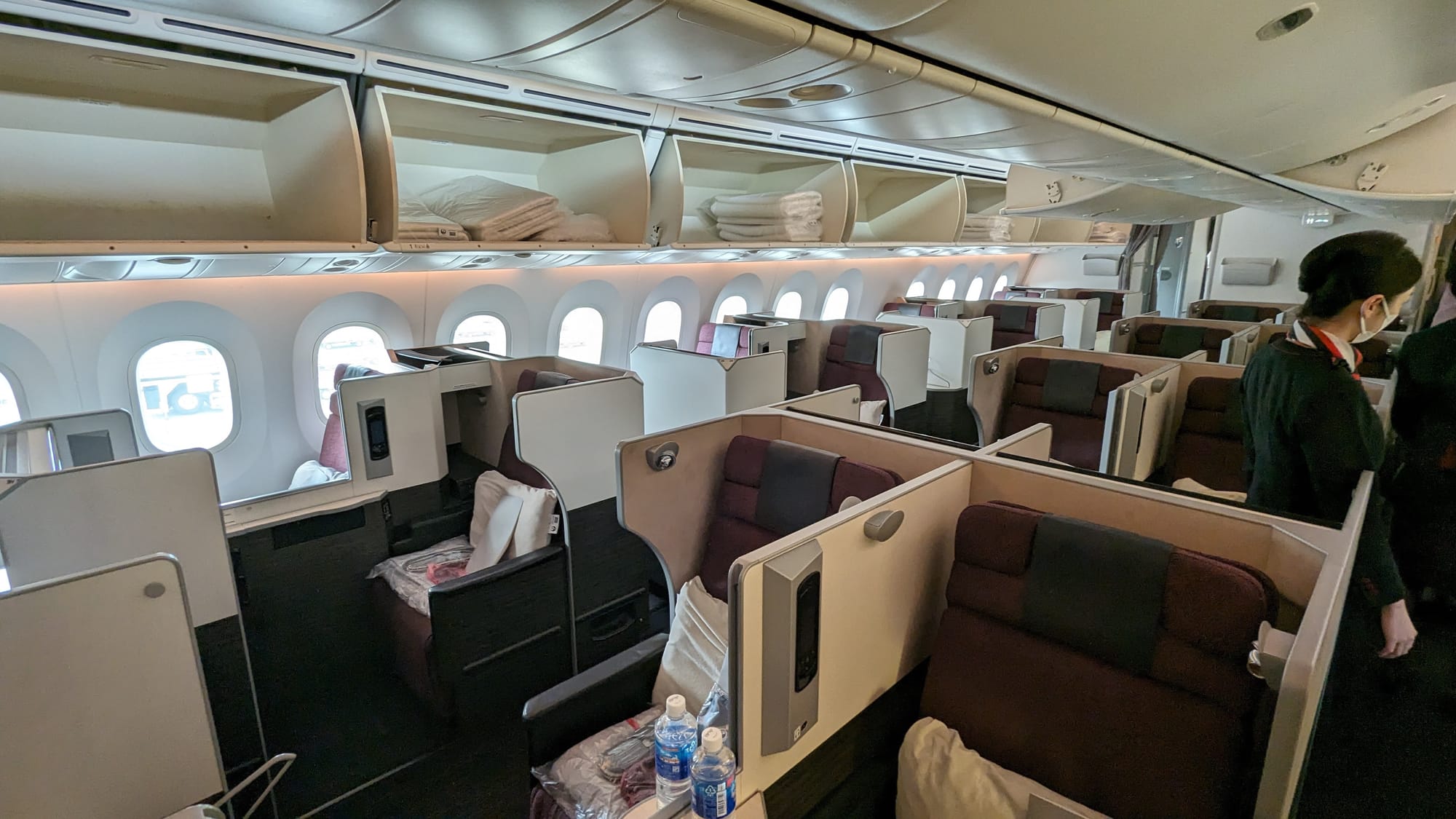 Photo of JAL Business Cabin