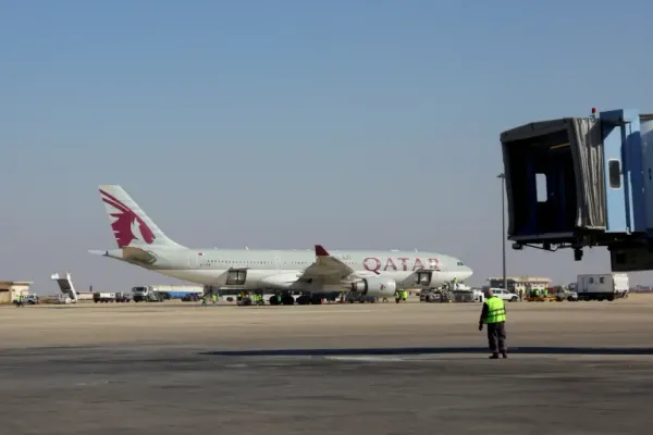 Photo of Qatar Airways plane at Demascus International Airport