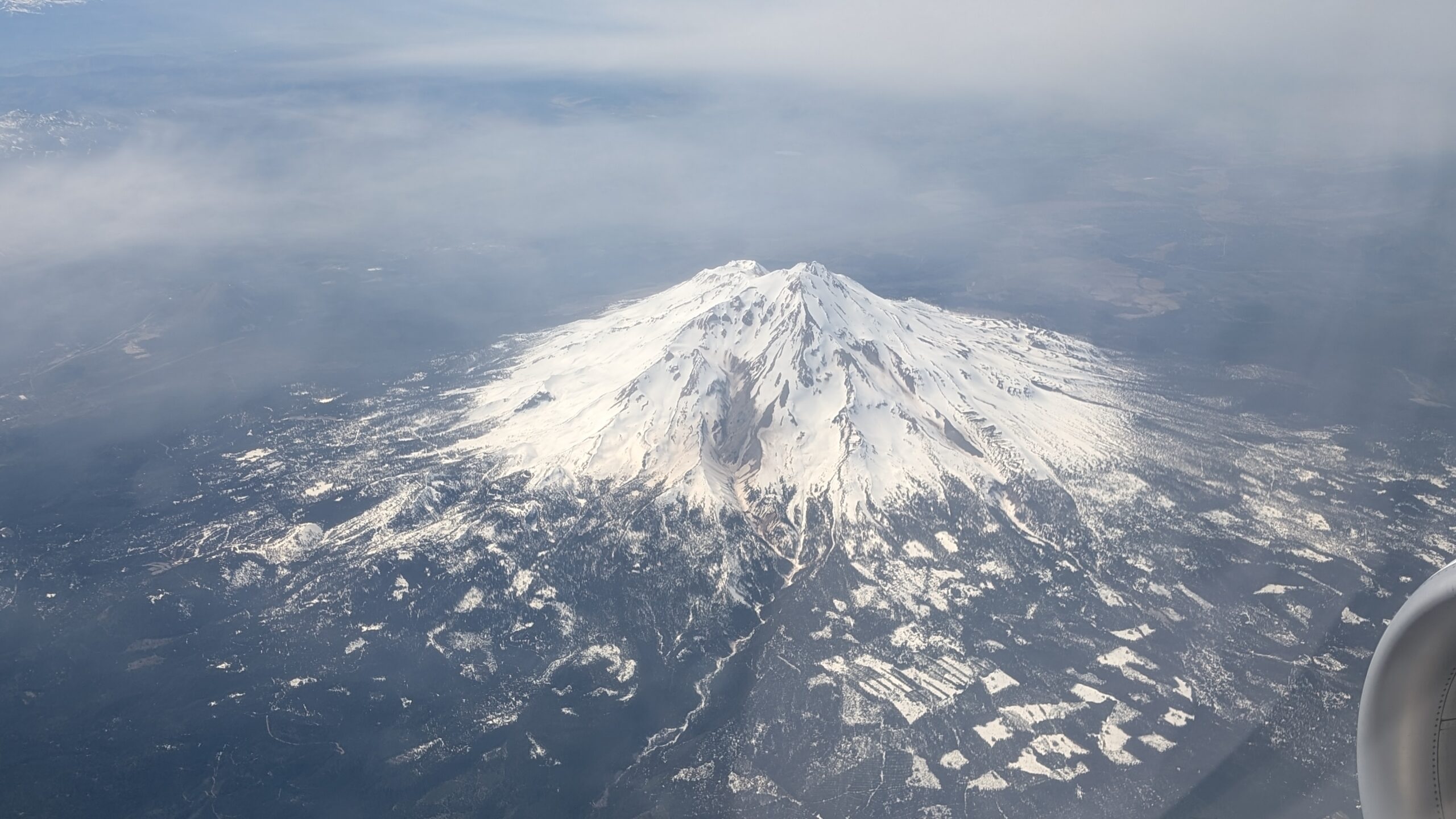 The Lightning Round: A Mashup Style Review of a Few Premium Cabin Regional Flights